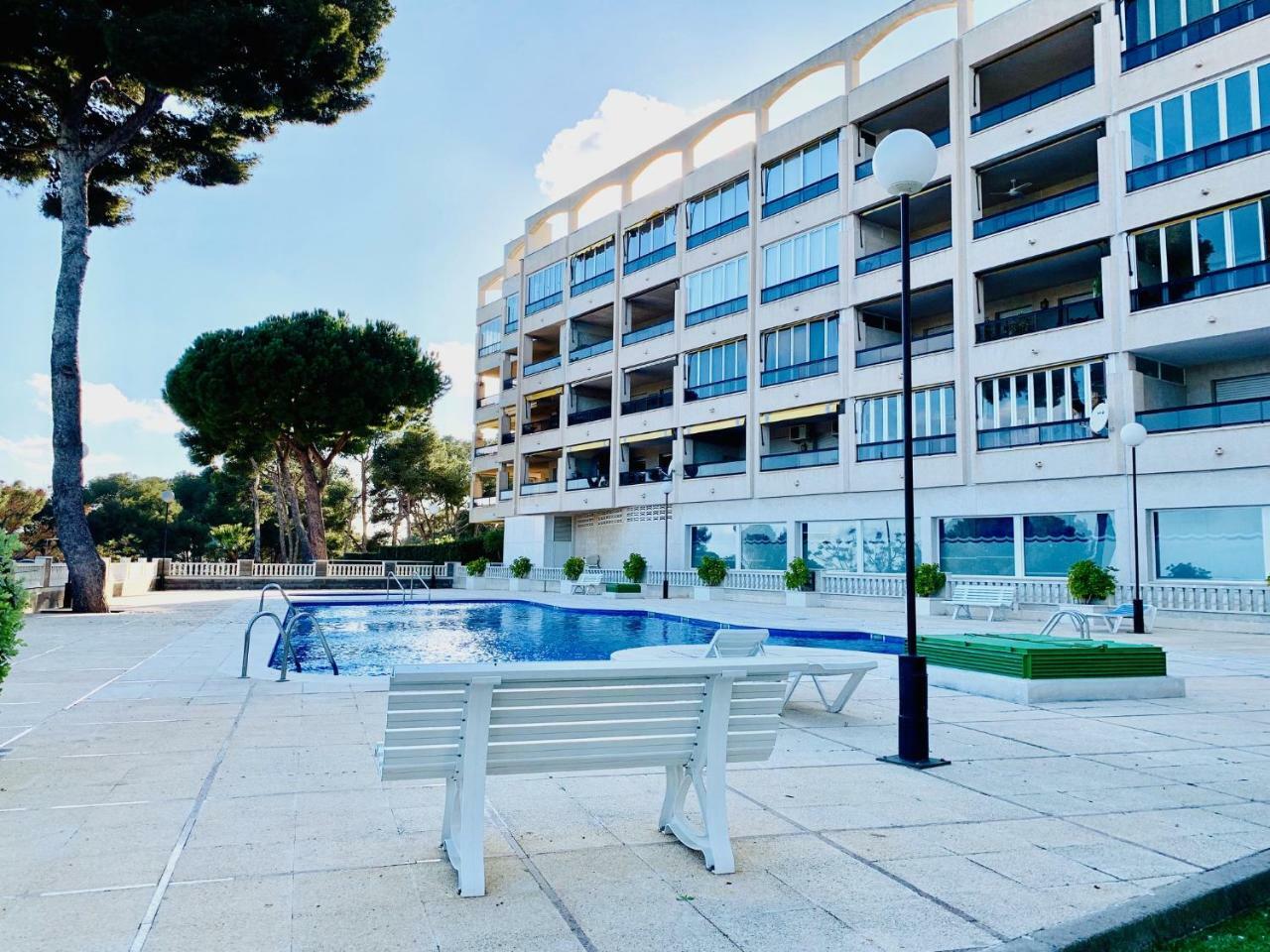 Ferienwohnung Book Playa Larga Salou Exterior foto